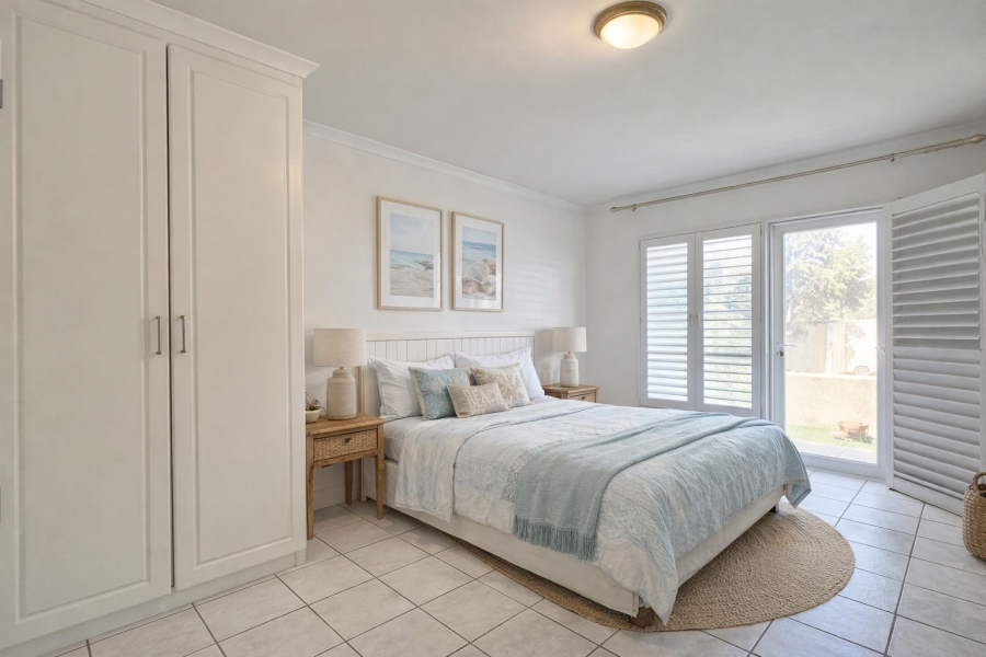 2 Bedroom Property for Sale in Harbour Island Western Cape